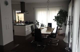 Haus mieten in 35447 Reiskirchen, Einfamilienhaus mit 8 Zimmern und Garten in Reiskirchen