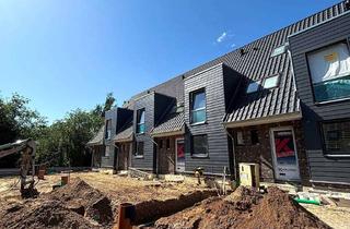 Haus mieten in Rausdorfer Str. 61a, 22946 Trittau, Geringe Nebenkosten: 14 freie Reihenhäuser mit 5-Zi., E-Lade Möglichkeit, KFW 40 Plus Standard QNG,