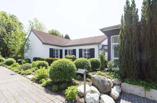 Haus mieten in Im Langenfeld 9a, 61350 Bad Homburg vor der Höhe, Großzügige Villa im Landhausstil mit parkähnlichem Garten, Bestlage Bad Homburg