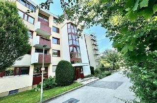 Wohnung kaufen in 82152 Planegg, Vermietete, attraktive 3,5 ZKB Wohnung mit 2 Balkonen in begrünter Wohnanlage in Planegg / Martinsried