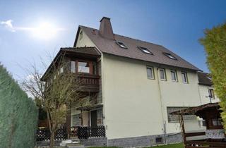 Doppelhaushälfte kaufen in 95030 Hof, Preisreduzierung!Zweifamilienhaus mit Hochgaragen in Toplage- teilweise vermietet -