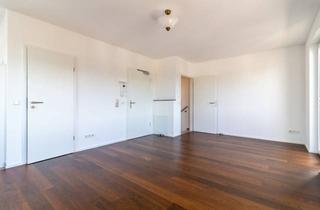 Penthouse kaufen in 54292 Trier, Blick über die Stadt- Altersgerechte helle Penthousewohnung an der Fußgängerzone