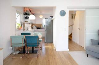 Doppelhaushälfte kaufen in 63322 Rödermark, Rödermark / Waldacker - Sanierte Doppelhaushälfte in Südlage