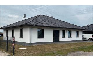 Haus kaufen in 31603 Diepenau, Diepenau - NEUBAU Bungalow mit Doppelgarage & Garten - bezugsfertig & modern