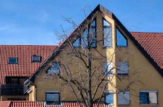 Wohnung kaufen in 72639 Neuffen, Neuffen - Attraktive gelegene 3-Zimmer-Wohnung mit großer Terrasse