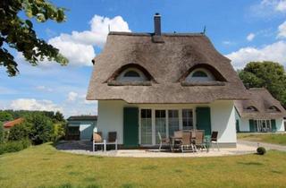 Haus kaufen in 18230 Rerik, Rerik - Stilvolles Reetdachhaus mit moderner Technik und Kamin in Rerik