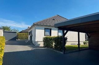 Einfamilienhaus kaufen in 23758 Oldenburg, Oldenburg in Holstein - Bungalow mit Vollkeller und Garage Einfamilienhaus