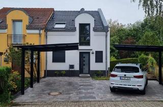 Wohnung kaufen in 15366 Neuenhagen, Neuenhagen bei Berlin - Reihenendhaus, 4 Zimmer, Garten, 2 Carports, KNK trägt ggf.VK
