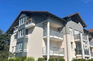 Wohnung kaufen in 83527 Haag, Lichtdurchflutete Dachgeschoss-Wohnung mit 2 Balkonen in Waldausrichtung