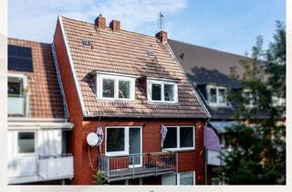 Wohnung kaufen in 26725 Stadtzentrum, Hell, modernisiert, zentral – 2-Zimmerwohnung mit Balkon im 1. OG