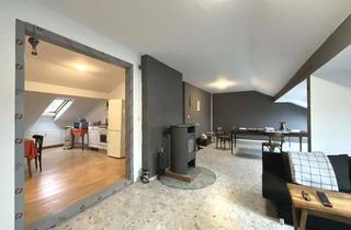 Wohnung kaufen in 34513 Waldeck, Helle 2-Zimmer-Wohnung mit Kaminofen und Grünblick am Edersse in Niederwerbe