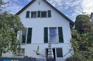 Wohnung kaufen in 74343 Sachsenheim, Freistehendes Einfamilienhaus zum Preis einer Wohnung mit sonnigem über 800 qm großen Grundstü