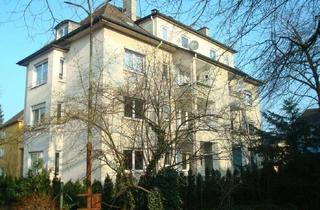 Wohnung mieten in Kamper Str. 51, 42699 Ohligs-Aufderhöhe, Charmante 3-Zimmer Altbau-Wohnung mit Durchgangszimmer