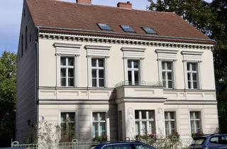 Wohnung mieten in Josef – Nawrocki – Straße 19, 12587 Friedrichshagen, Exklusive Dachgeschosswohnung · Erstbezug mit Holzbalken · Garten & Parkplatz inklusive