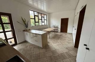 Wohnung mieten in Ziegelsteige 11, 74239 Hardthausen, Helle 3-Zimmer-Wohnung (85qm) mit Einbauküche und Garten