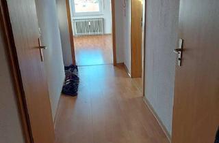 Wohnung mieten in 73079 Süßen, Gepflegte 2-Zimmer-Dachgeschosswohnung mit Einbauküche in Süßen