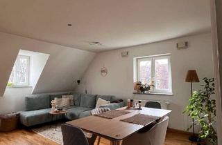 Wohnung mieten in 84503 Altötting, Schöne Dachgeschosswohnung in Altötting Zentrum / Holz- und Fliesenböden