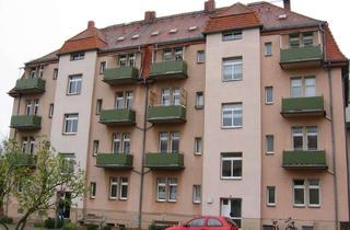 Wohnung mieten in Friedrich-List - Straße 8 b, 01587 Riesa, Schöne und helle 2 Raum Wohnung in zentraler und grüner Lage von Riesa