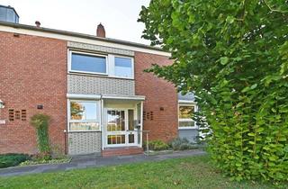 Reihenhaus kaufen in 21481 Lauenburg, Zentral gelegenes, renovierungsbedürftiges Mittelreihenhaus auf sonnigem Westgrundstück inkl. Garage