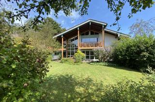 Villa kaufen in Von-Scheffel-Straße, 83209 Prien, Ruhige Toplage - Individuelle Villa mit Einliegerwohnung und traumhaften Garten