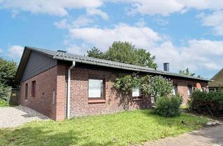 Haus kaufen in 25489 Haseldorf, Großzügiger Bungalow mit zwei Wohneinheiten auf Naturgrundstück
