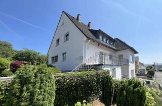 Haus kaufen in 91301 Forchheim, Zweifamilienhaus mit Platz für die ganze Familie in hervorragender Lage von Forchheim/Burk