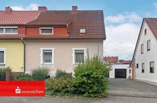 Doppelhaushälfte kaufen in 36088 Hünfeld, Doppelhaushälfte mit Handwerkerpotenzial und großem Garten in Hünfeld