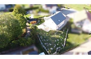 Haus kaufen in 75337 Enzklösterle, Eingebettet im nördlichen Schwarzwald ** Neuwertiges eFH mit vielen Extras ** Kaminofen, Wärmepumpe