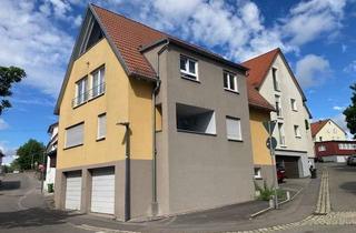 Haus kaufen in 71088 Holzgerlingen, Mitten im Zentrum Modernes 2-Familienhaus im Herzen von Holzgerlingen