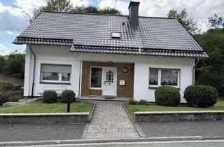 Einfamilienhaus kaufen in 59929 Brilon, Leben und Wohnen im Grünen: Charmantes Einfamilienhaus mit Garten - provisionsfrei aus erster Hand