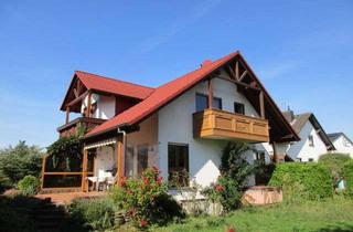 Einfamilienhaus kaufen in Ringstrasse, 55411 Bingen, Freistehendes Einfamilienhaus mit Doppel-Carport und Garten