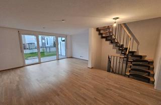 Haus mieten in Wutachweg, 71139 Ehningen, Reihenhaus mit 3,5 Zimmern und Einbauküche im Wohngebiet Bühl