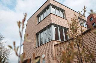 Haus mieten in Zum Böllberger Ufer 12, 06128 Böllberg-Wörmlitz, Wohnen an der Saale - Exklusive Stadtvilla mit Terrasse und Garten, Garage