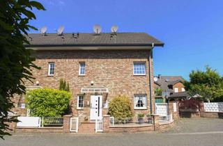 Anlageobjekt in 50259 Pulheim, Pulheim-Sinnersdorf: Einfamilienhaus mit Garten, Carportstellplatz und 2 Freistellplätze