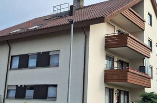 Wohnung kaufen in Achauerstraße 41, 78647 Trossingen, 4,5-Zimmer Dachgeschosswohnung in Trossingen mit Kamin