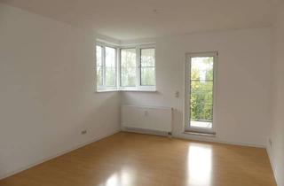 Wohnung mieten in Franz-Von-Liszt-Straße 22, 39288 Burg, Gemütliche 4 Zimmerwohnung im 1. Obergeschoss mit Balkon und Einbauküche und KFZ Stellplatz