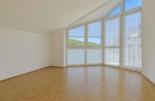 Wohnung mieten in 71134 Aidlingen, Modernisierte 2,5-Zimmer Wohnung mit Balkon und Einbauküche in Aidlingen