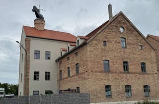 Wohnung mieten in Bahnhofstr. 32, 86830 Schwabmünchen, Wohnen in der historischen "Alten Mälzerei" 3 ZKB mit außergewöhnlichem Flair und Garten