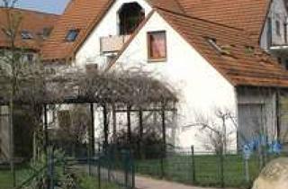 Wohnung mieten in 16767 Leegebruch, Gepflegte DG-Wohnung mit drei Zimmern, 2 Balkonen und EBK in Leegebruch