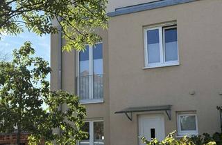 Doppelhaushälfte kaufen in 13591 Staaken, Moderne Doppelhaushälfte mit Garten, Pool und Dachterrasse – Einziehen und Wohlfühlen!