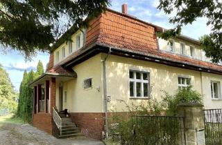 Haus kaufen in Puschkinallee 62, 15732 Eichwalde, Großzügiges Stadthaus mit Originaldetails, Halle und Traumgarten