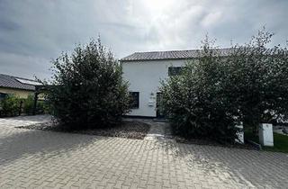 Haus mieten in Rotkäppchenweg 34, 14776 Neustadt, Neuwertige DHH im Märchenviertel in BRB – modern, ruhig, grün