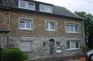 Anlageobjekt in Buttergasse 14, 52223 Stolberg, historisches MFH mit 3 Wohneinheiten, 4 Garagen, Stelllätzen und großem Gartenland