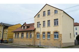Wohnung mieten in Straße Der Einheit, 06179 Teutschenthal, Modernisierter Altbau,