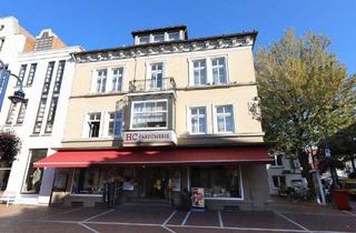 Haus kaufen in 32791 Lage, Lage - == Außergewöhnliches Projekt - Historisches Wohn- & Geschäftshaus am Lagenser Marktplatz ==