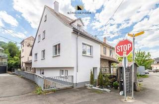 Doppelhaushälfte kaufen in 72800 Eningen, Eningen unter Achalm - Klein, fein, gemütlich - reizende Doppelhaushälfte über 3 Ebenen!