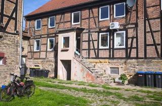 Haus kaufen in 39365 Eilsleben, Eilsleben - Dreifamilienhaus mit AnbauScheuneGaragen zur Sanierung