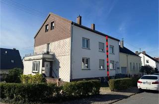 Einfamilienhaus kaufen in 66740 Saarlouis, Saarlouis - Mehrfamilienhaus + Einfamilienhaus in Ensdorf Rendite