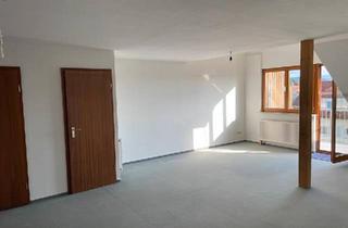 Wohnung kaufen in 72411 Bodelshausen, Bodelshausen - 3,5-Zimmer-Dachgeschosswohnung mit Zollernblick-provisionsfrei
