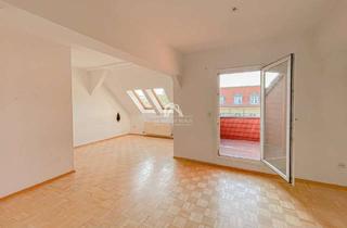 Wohnung kaufen in Florastraße 21, 13187 Pankow, AUßERGEWÖHNLICHE DACHGESCHOSSWOHNUNG MIT TERRASSE IN GEPFLEGTEM ALTBAU IM FLORAKIEZ! PROVISIONSFREI
